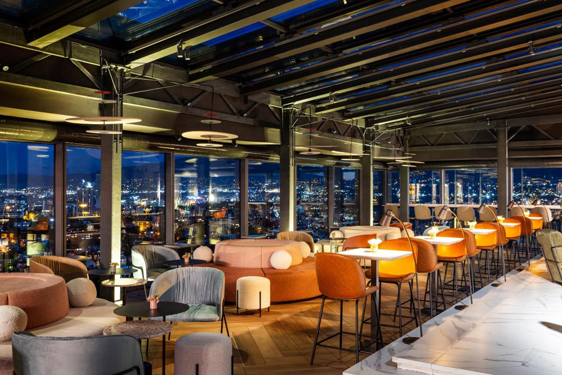 Grand Hotel Millennium 索菲亞 外观 照片 Sky Bar