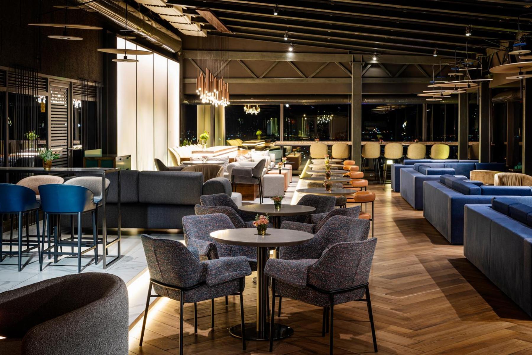 Grand Hotel Millennium 索菲亞 外观 照片 The lounge at the airport